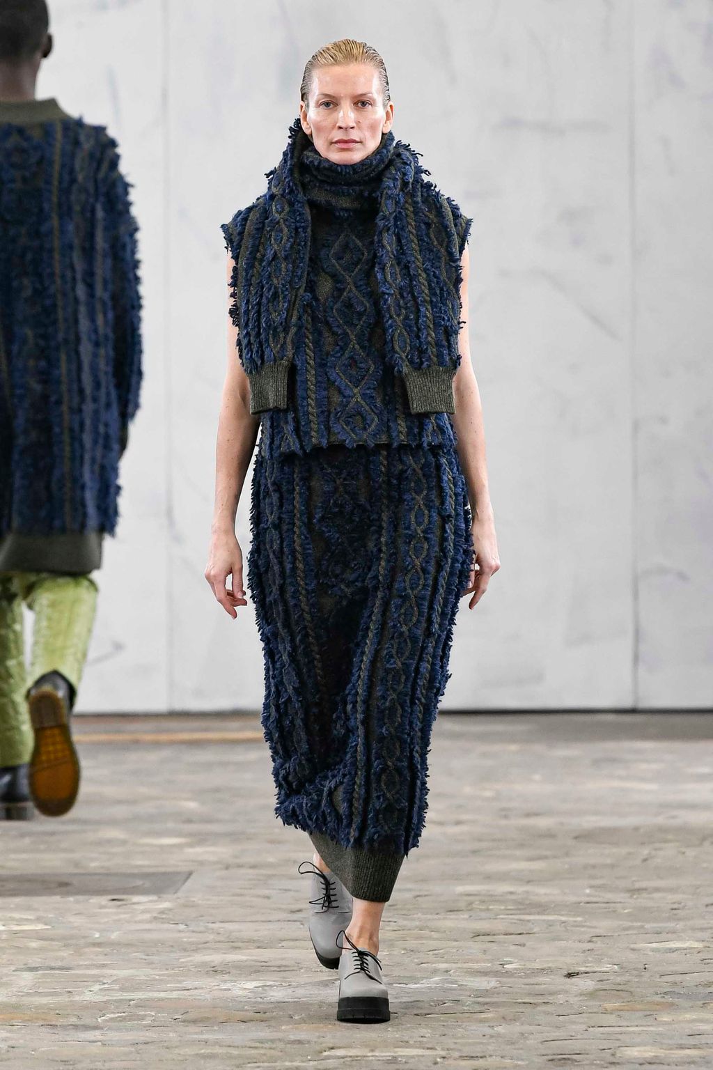 Fashion Week Paris Fall/Winter 2020 look 32 from the Dawei collection womenswear