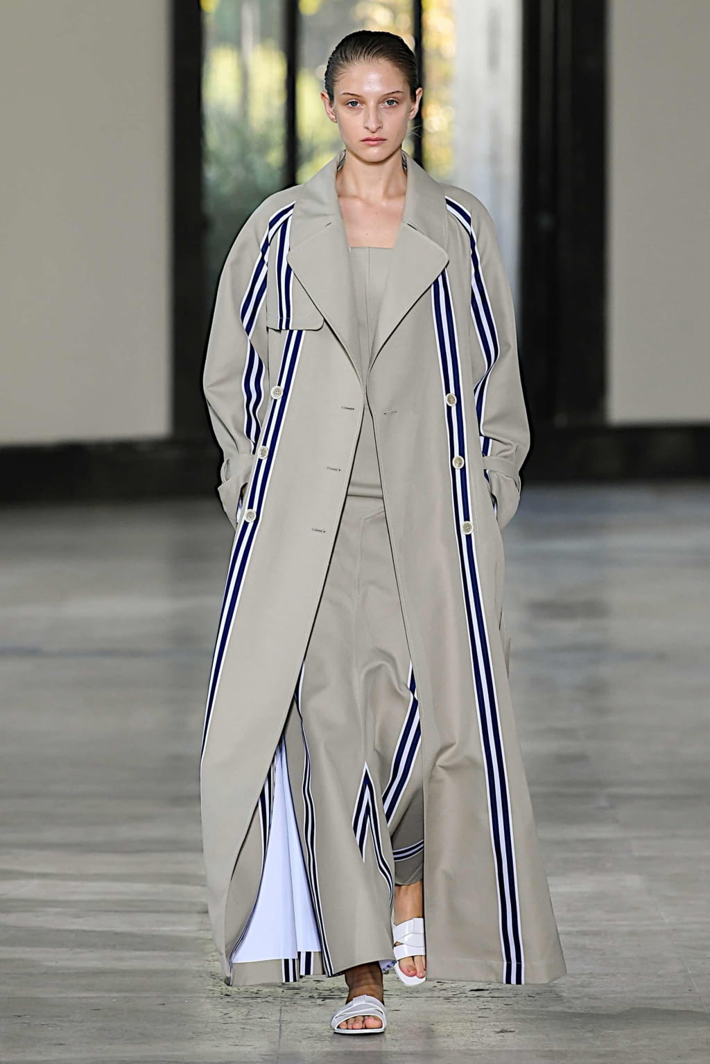 Fashion Week Paris Spring/Summer 2020 look 10 from the Dawei collection 女装