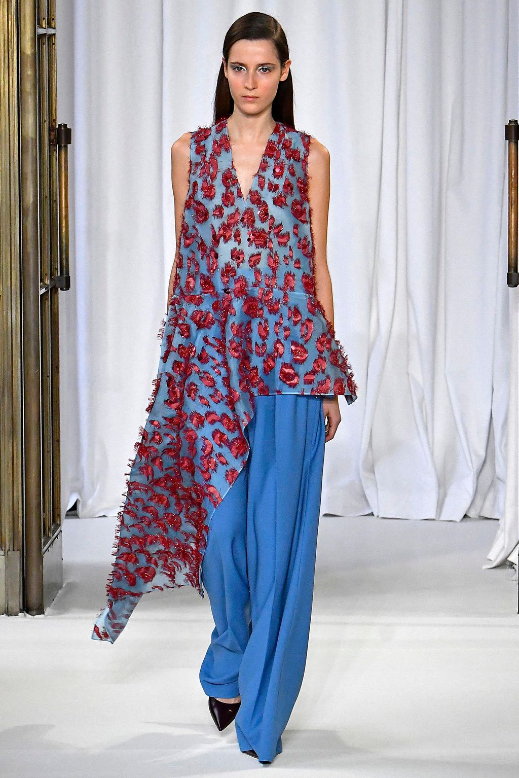 Fashion Week London Fall/Winter 2018 look 15 from the Delpozo collection womenswear