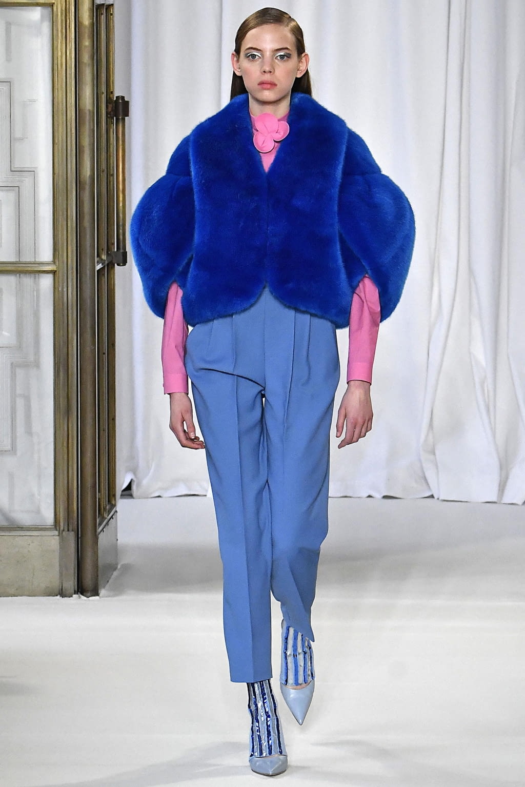 Fashion Week London Fall/Winter 2018 look 17 from the Delpozo collection 女装