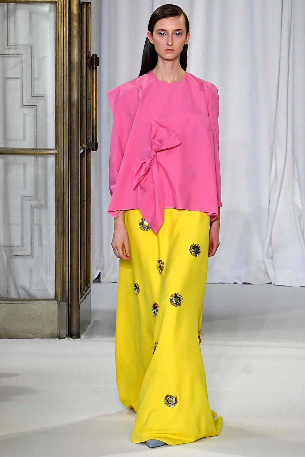 Fashion Week London Fall/Winter 2018 look 26 from the Delpozo collection 女装