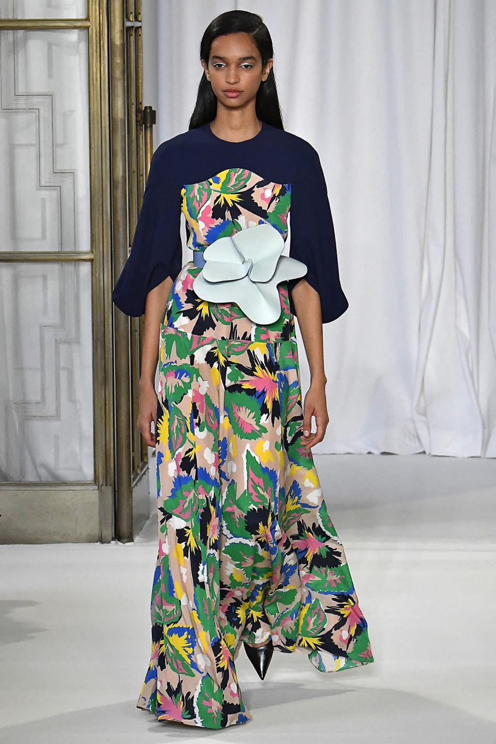 Fashion Week London Fall/Winter 2018 look 27 from the Delpozo collection 女装