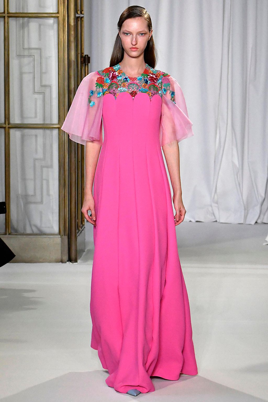 Fashion Week London Fall/Winter 2018 look 39 from the Delpozo collection womenswear