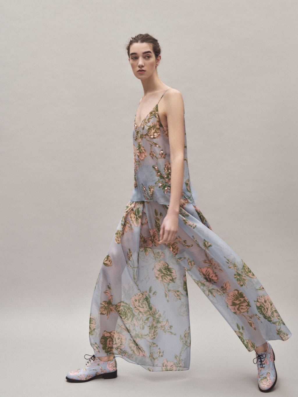 Fashion Week London Pre-Fall 2019 look 18 from the Delpozo collection 女装