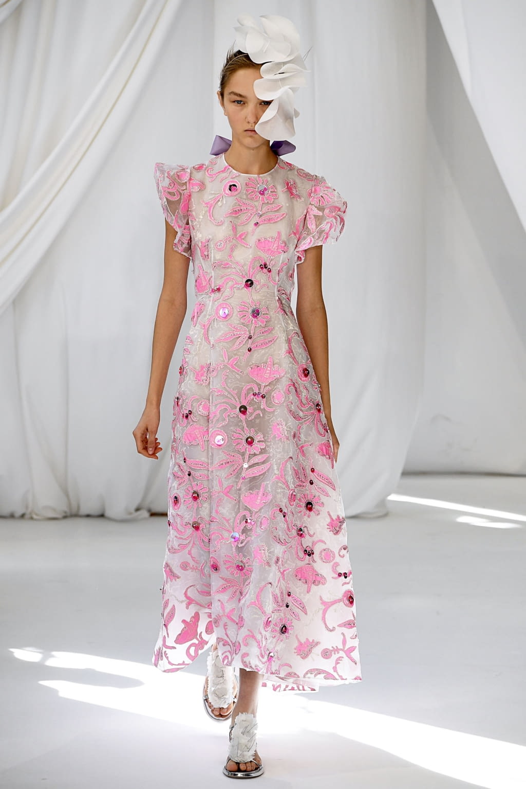 Fashion Week London Spring/Summer 2019 look 32 from the Delpozo collection womenswear