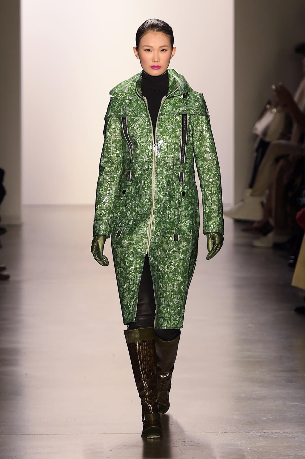 Fashion Week New York Fall/Winter 2020 look 2 from the Dennis Basso collection 女装