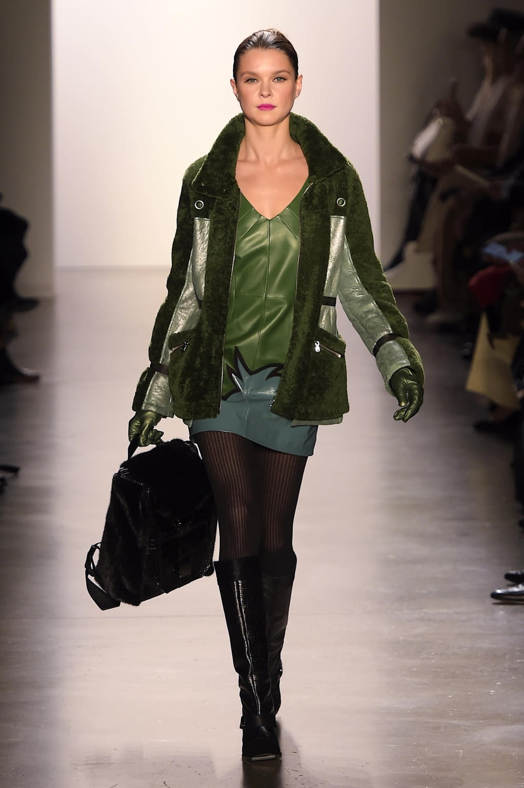 Fashion Week New York Fall/Winter 2020 look 6 from the Dennis Basso collection 女装