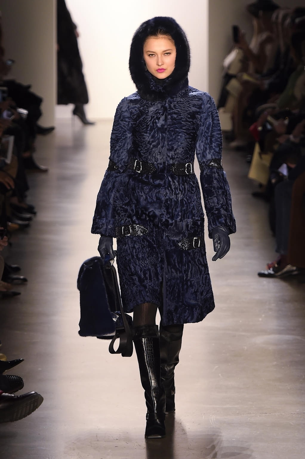 Fashion Week New York Fall/Winter 2020 look 11 from the Dennis Basso collection womenswear