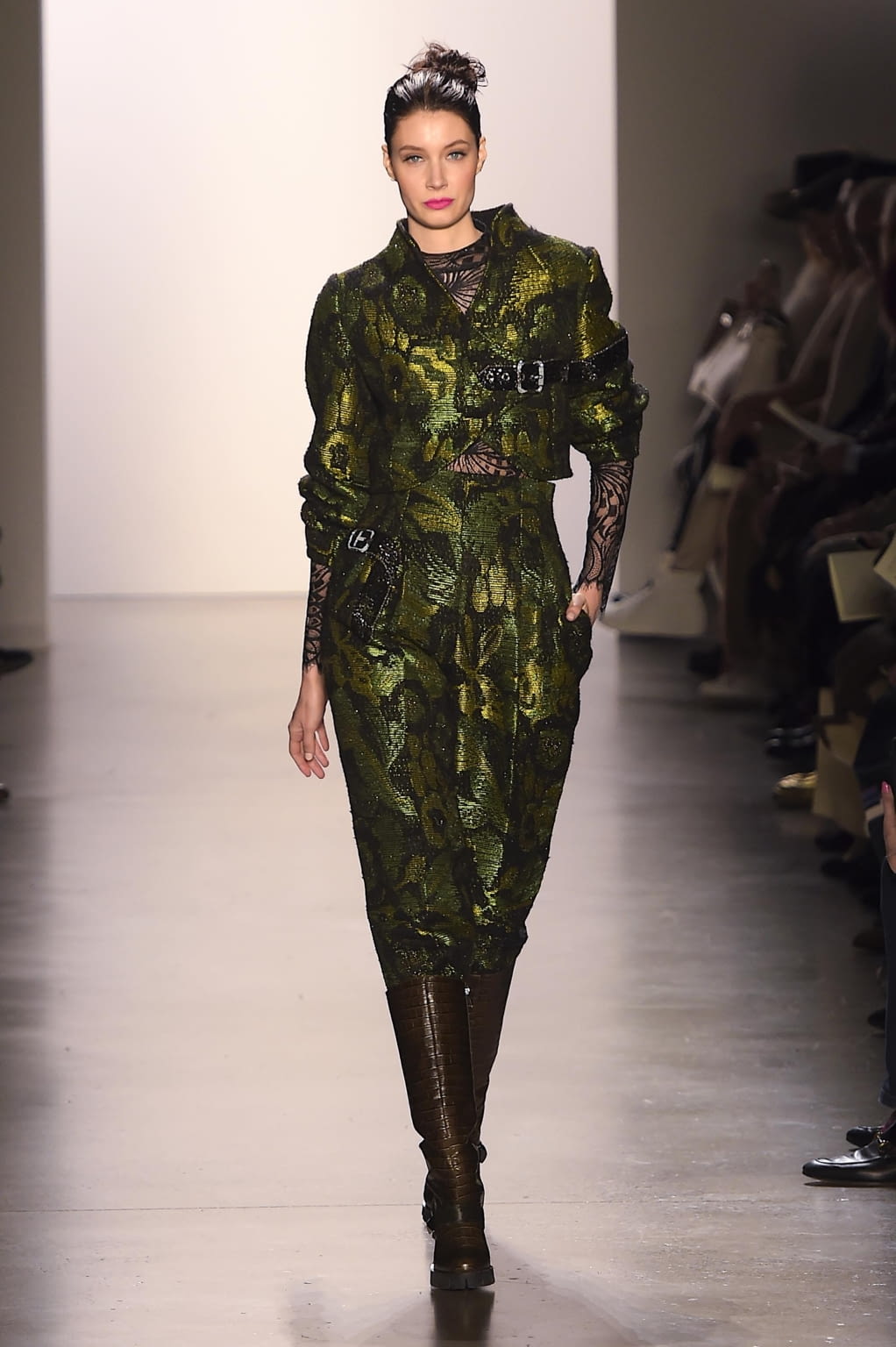 Fashion Week New York Fall/Winter 2020 look 34 from the Dennis Basso collection womenswear