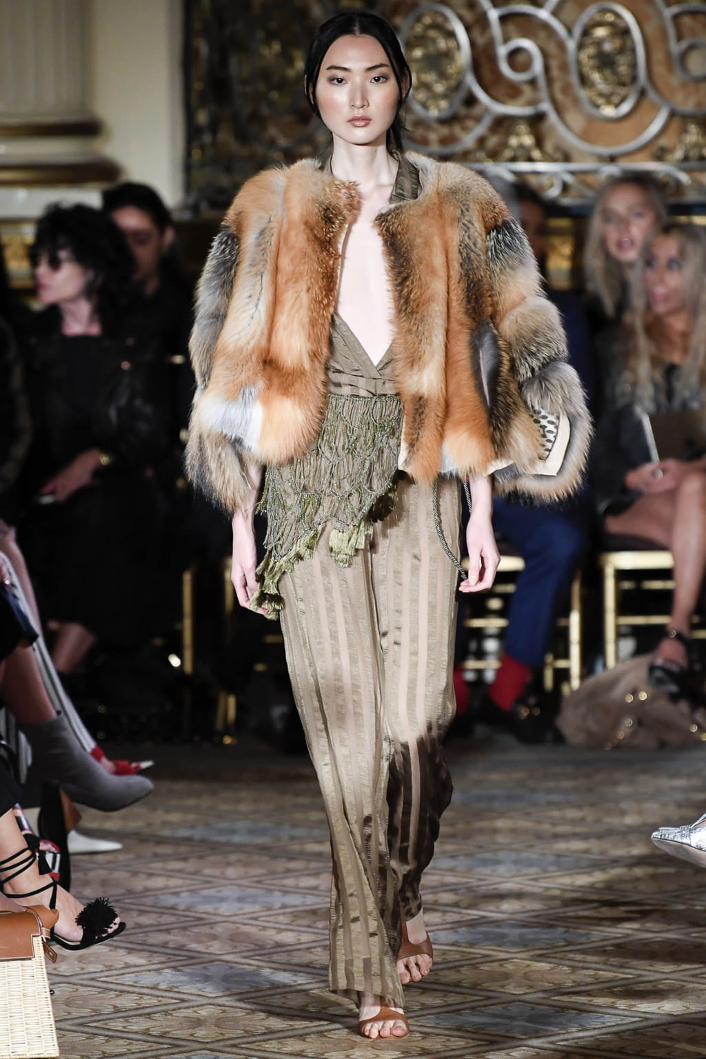 Fashion Week New York Spring/Summer 2018 look 53 from the Dennis Basso collection womenswear