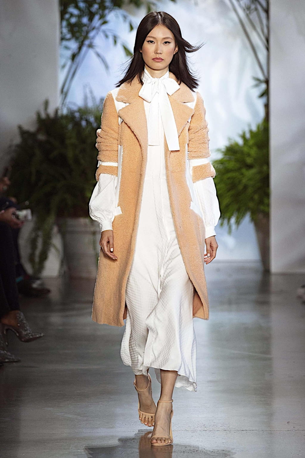 Fashion Week New York Spring/Summer 2020 look 38 from the Dennis Basso collection womenswear