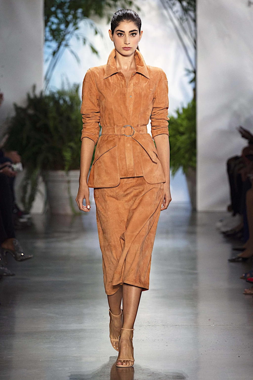 Fashion Week New York Spring/Summer 2020 look 39 from the Dennis Basso collection womenswear