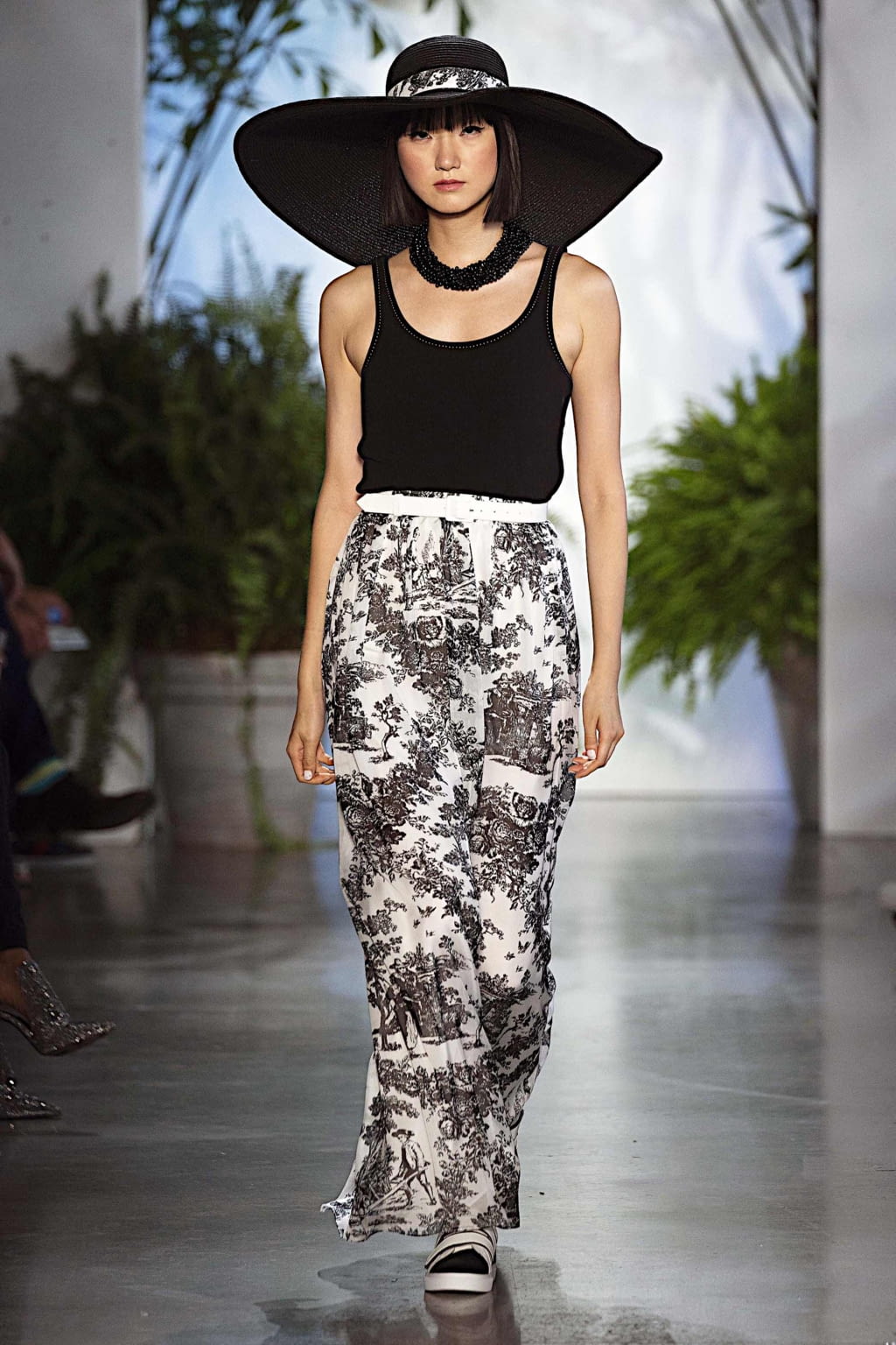 Fashion Week New York Spring/Summer 2020 look 40 de la collection Dennis Basso womenswear