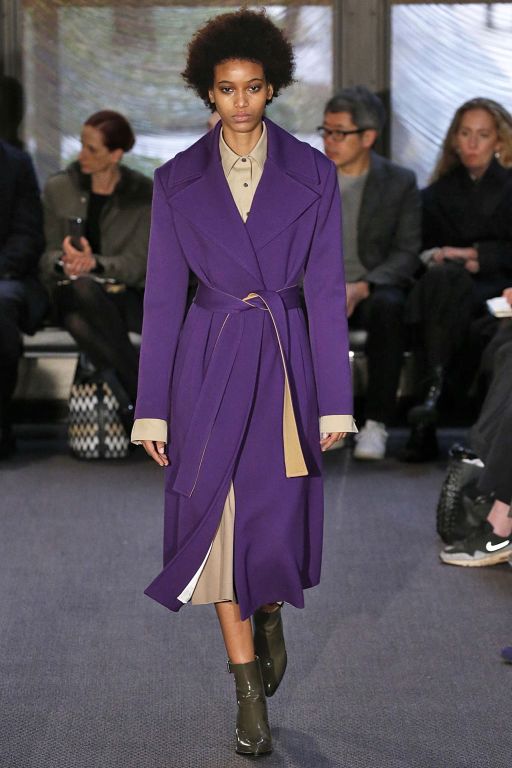 Fashion Week New York Fall/Winter 2018 look 15 from the Derek Lam collection womenswear
