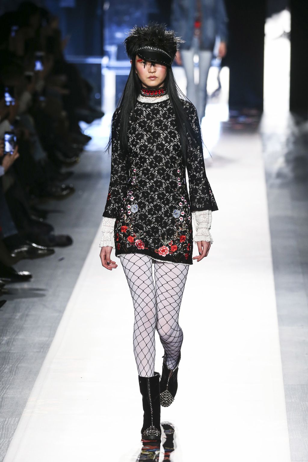 Fashion Week New York Fall/Winter 2017 look 13 from the Desigual collection womenswear