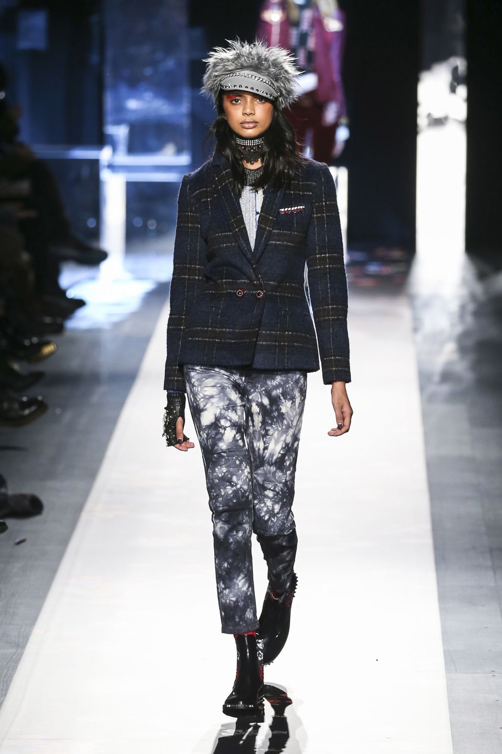 Fashion Week New York Fall/Winter 2017 look 15 from the Desigual collection womenswear