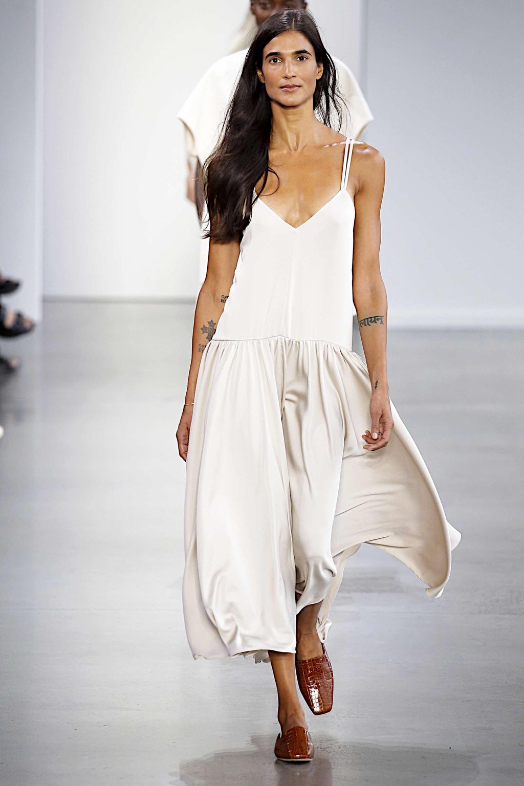 Fashion Week New York Spring/Summer 2020 look 1 de la collection Deveaux womenswear