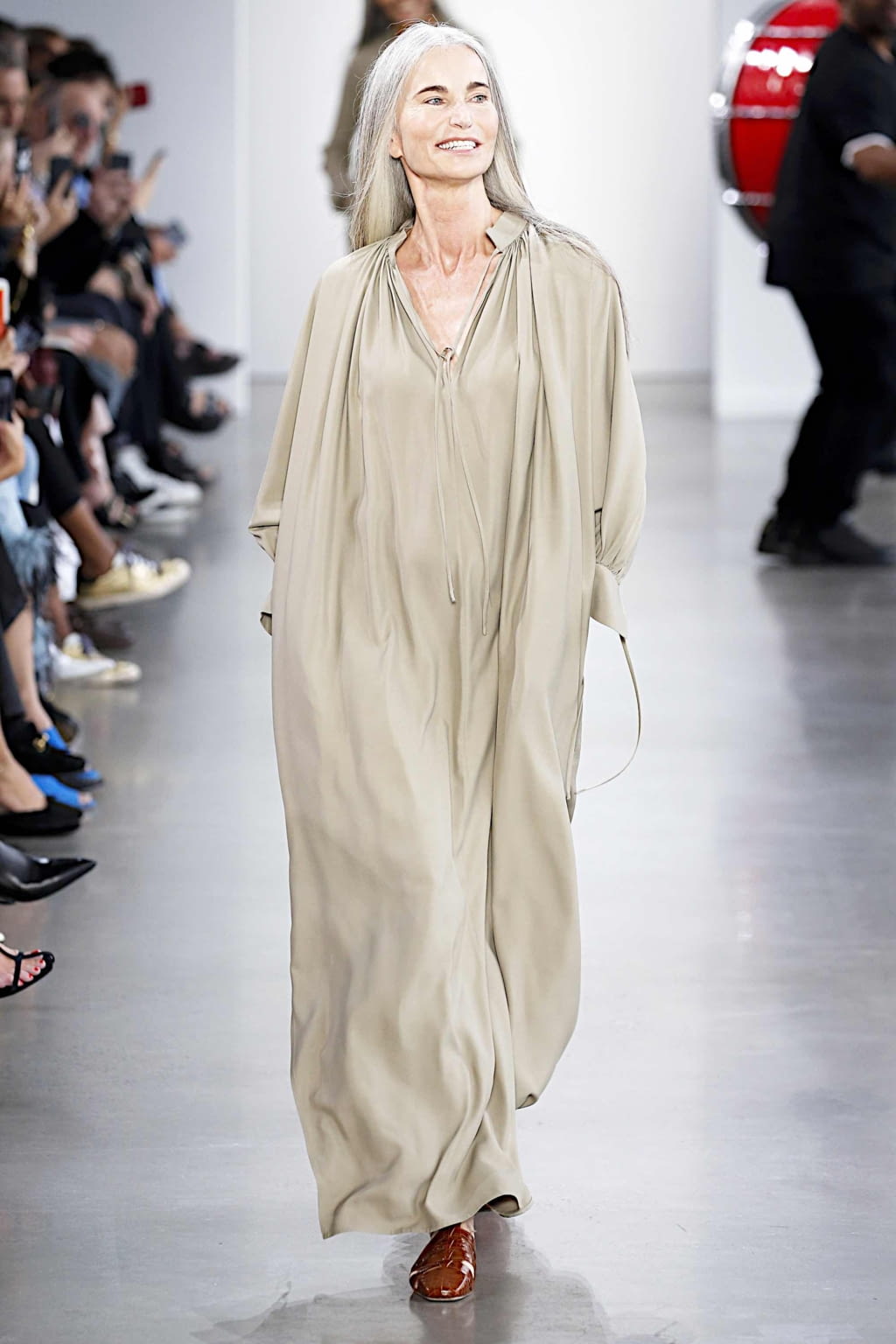 Fashion Week New York Spring/Summer 2020 look 24 de la collection Deveaux womenswear