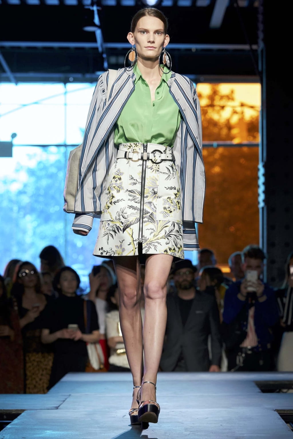 Fashion Week New York Spring/Summer 2018 look 14 from the Diane von Furstenberg collection womenswear