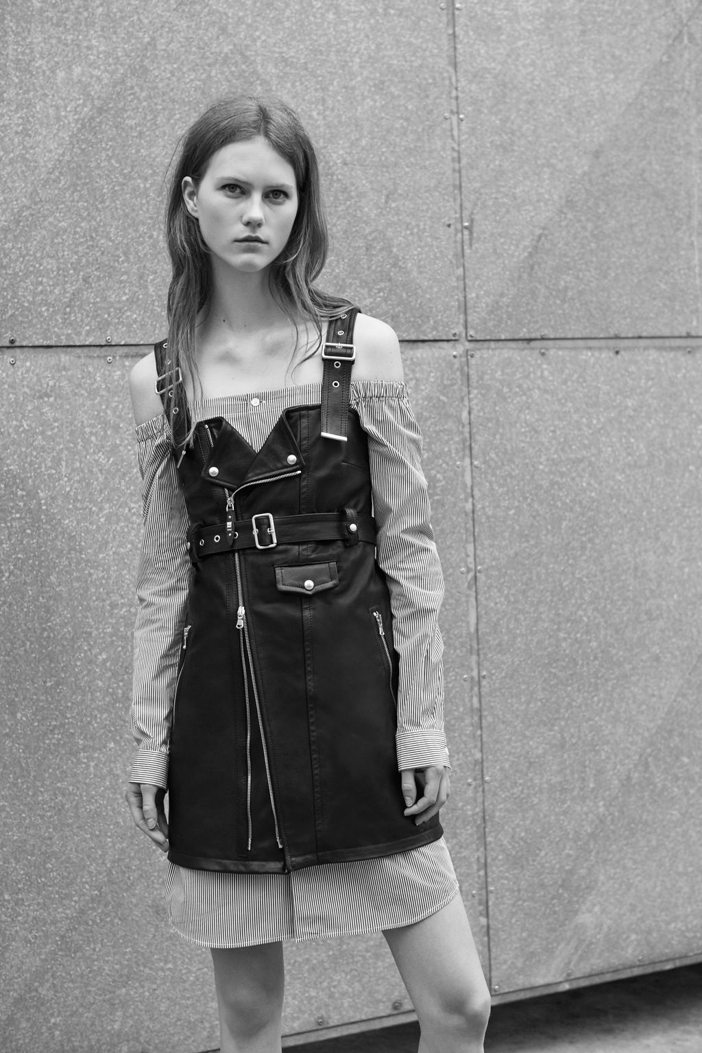 Fashion Week Milan Resort 2017 look 3 from the Diesel Black Gold collection womenswear