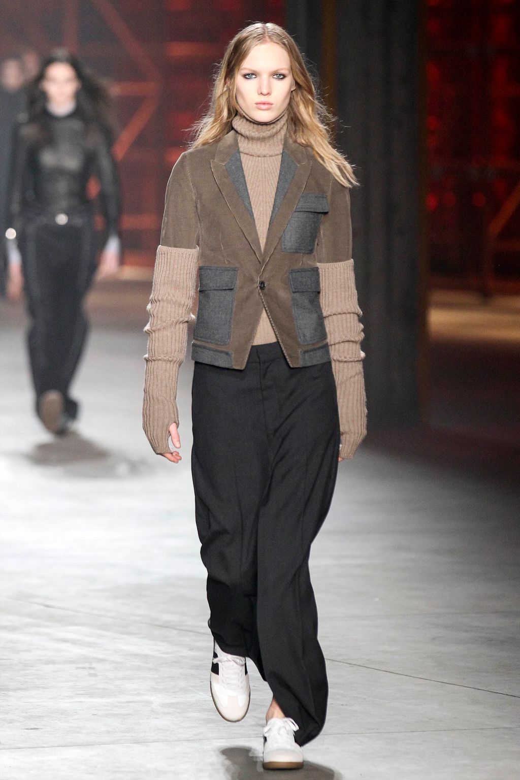 Fashion Week Milan Fall/Winter 2017 look 9 from the Diesel Black Gold collection womenswear