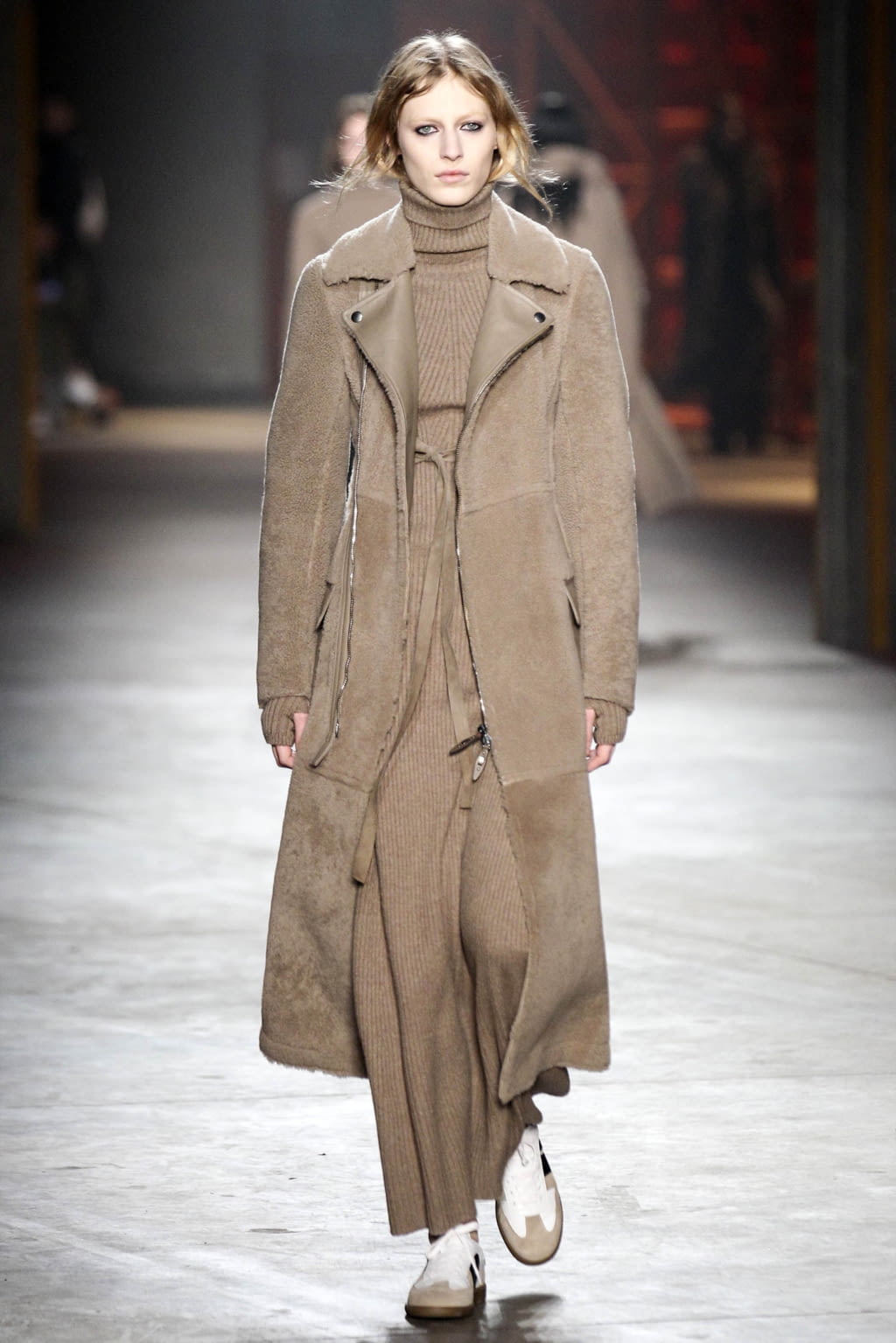 Fashion Week Milan Fall/Winter 2017 look 13 from the Diesel Black Gold collection womenswear