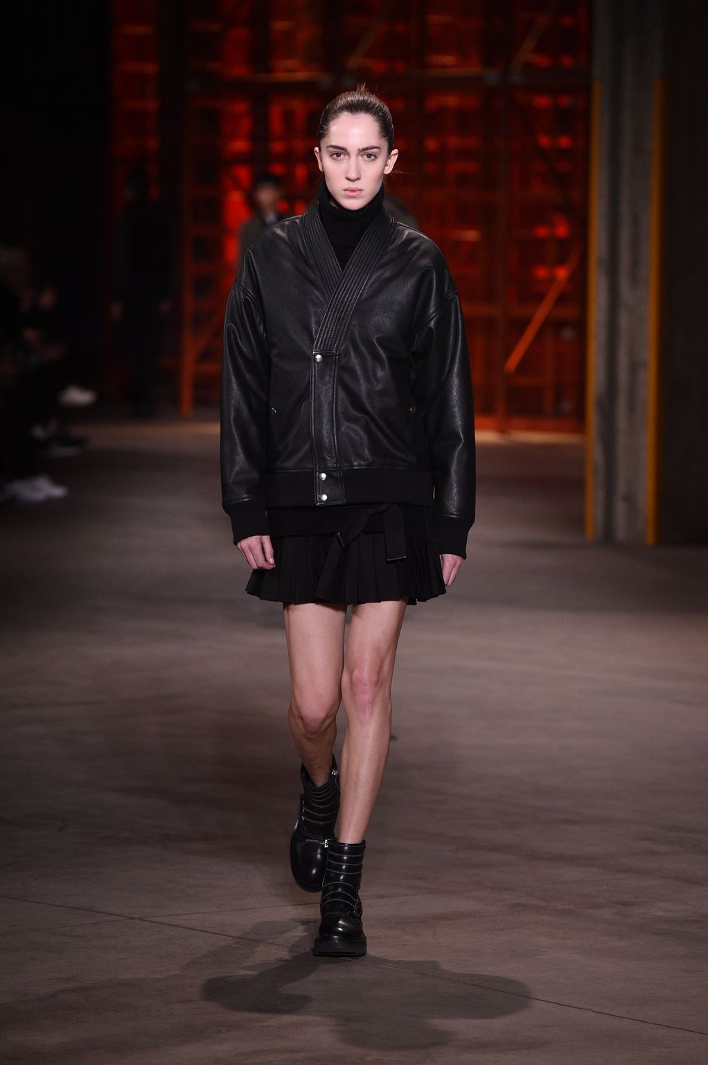 Fashion Week Milan Fall/Winter 2017 look 10 de la collection Diesel Black Gold menswear