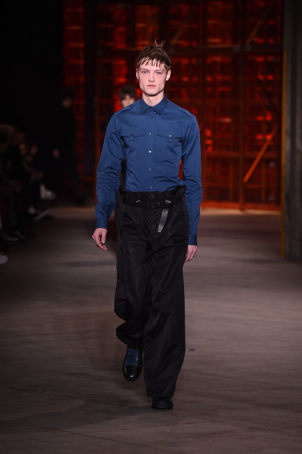 Fashion Week Milan Fall/Winter 2017 look 21 from the Diesel Black Gold collection menswear