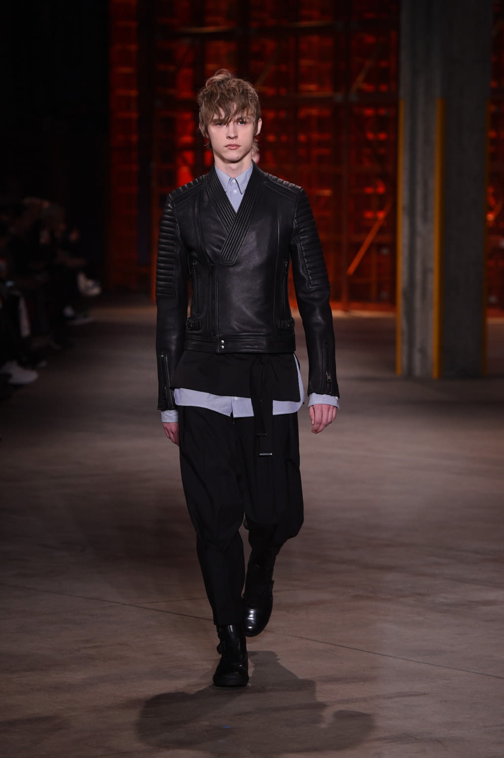 Fashion Week Milan Fall/Winter 2017 look 29 from the Diesel Black Gold collection menswear