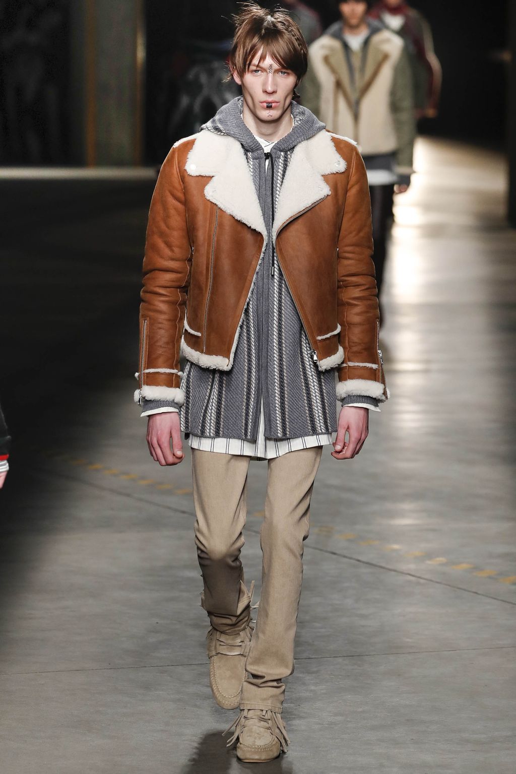 Fashion Week Milan Fall/Winter 2018 look 37 from the Diesel Black Gold collection 男装