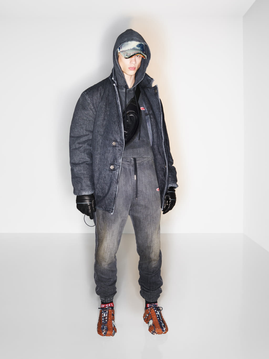 Fashion Week Milan Pre-Fall 2022 look 25 from the DIESEL collection 女装
