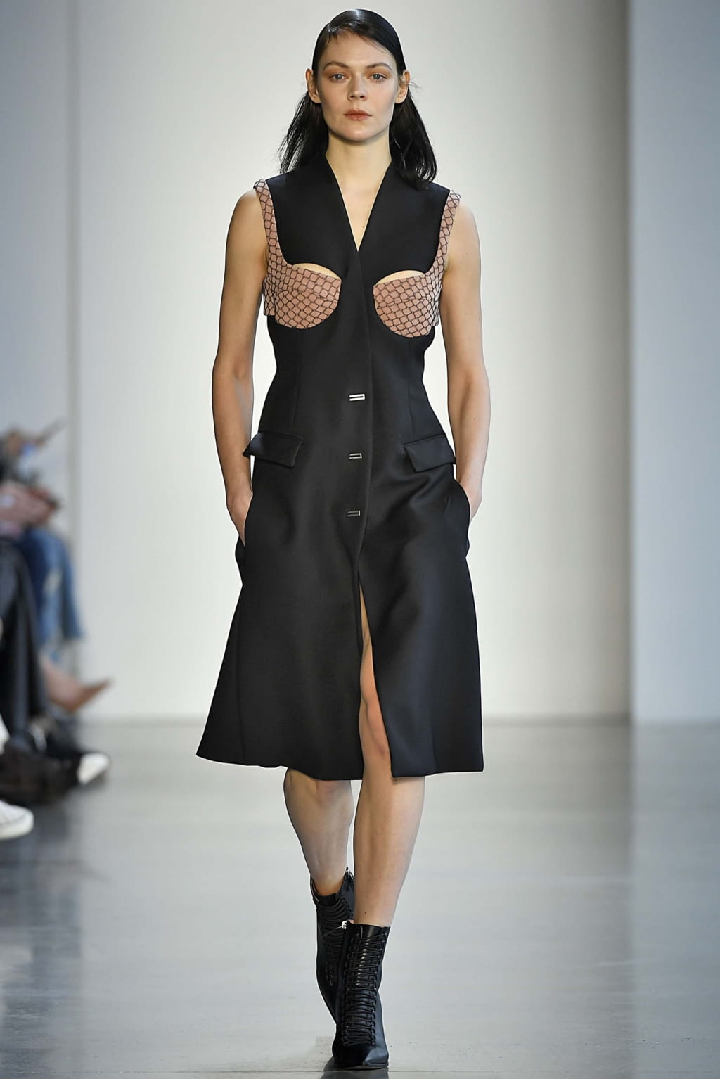 Fashion Week New York Fall/Winter 2018 look 2 from the Dion Lee collection womenswear