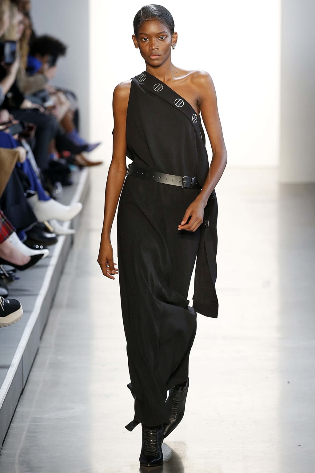 Fashion Week New York Fall/Winter 2018 look 38 from the Dion Lee collection womenswear