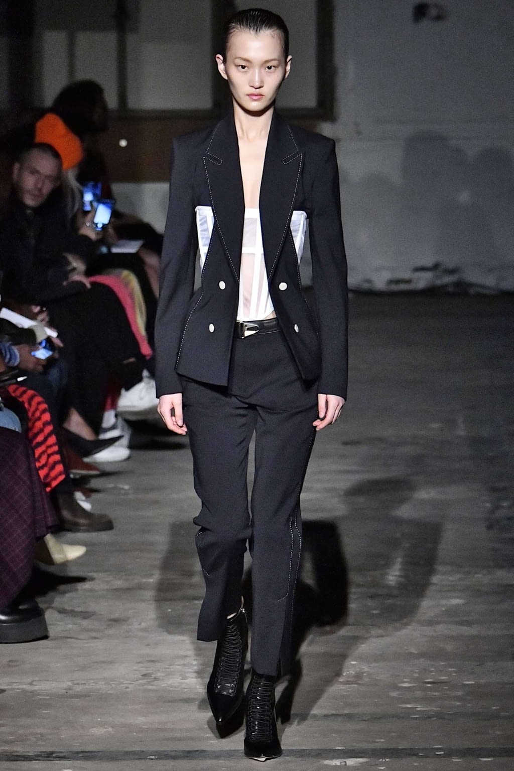 Fashion Week New York Fall/Winter 2019 look 4 from the Dion Lee collection 女装