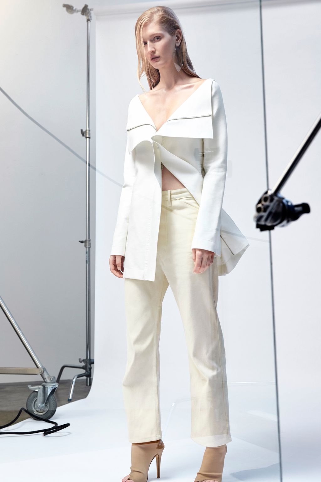 Fashion Week New York Resort 2017 look 3 from the Dion Lee collection womenswear