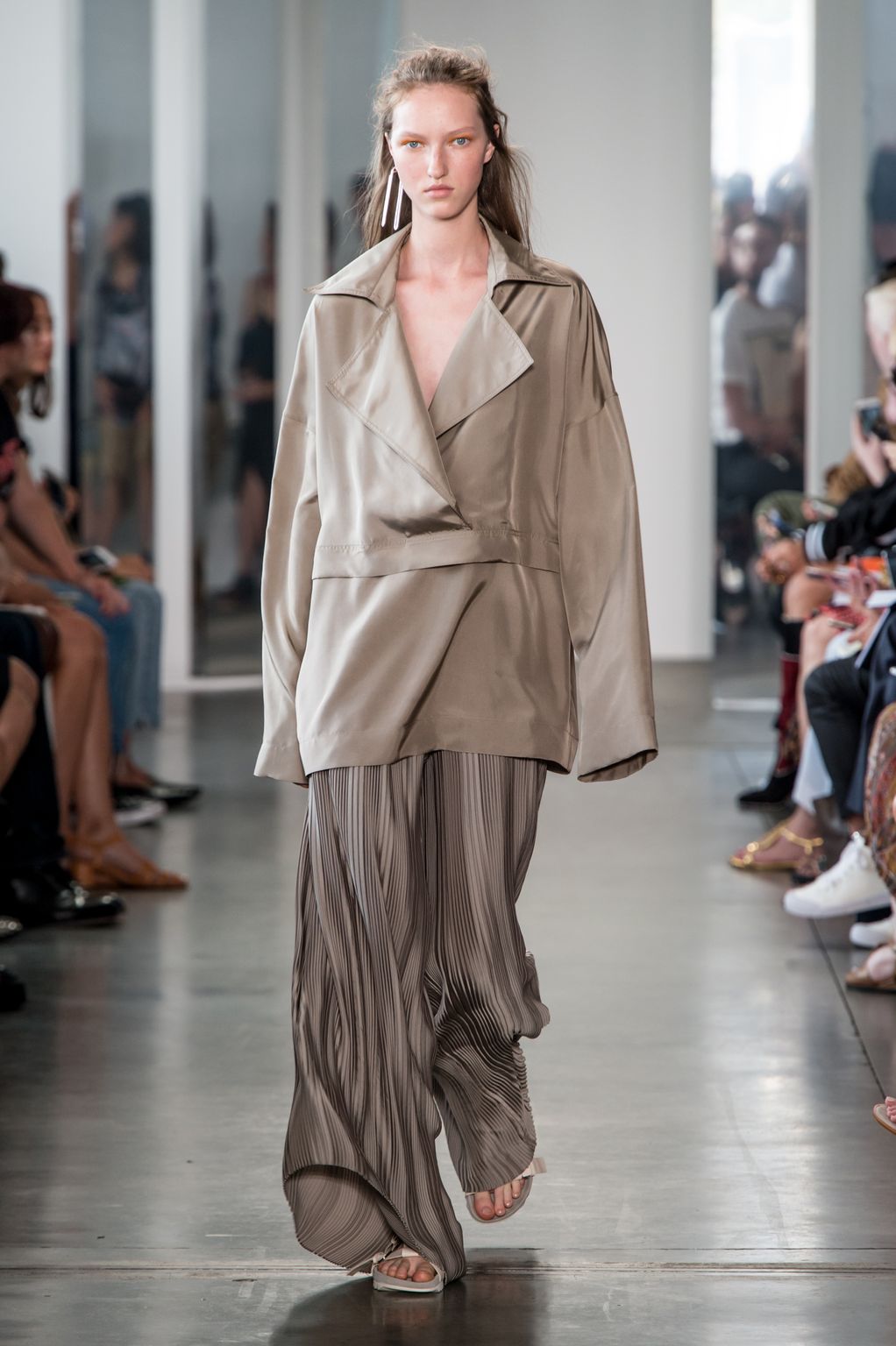 Fashion Week New York Spring/Summer 2017 look 14 from the Dion Lee collection womenswear