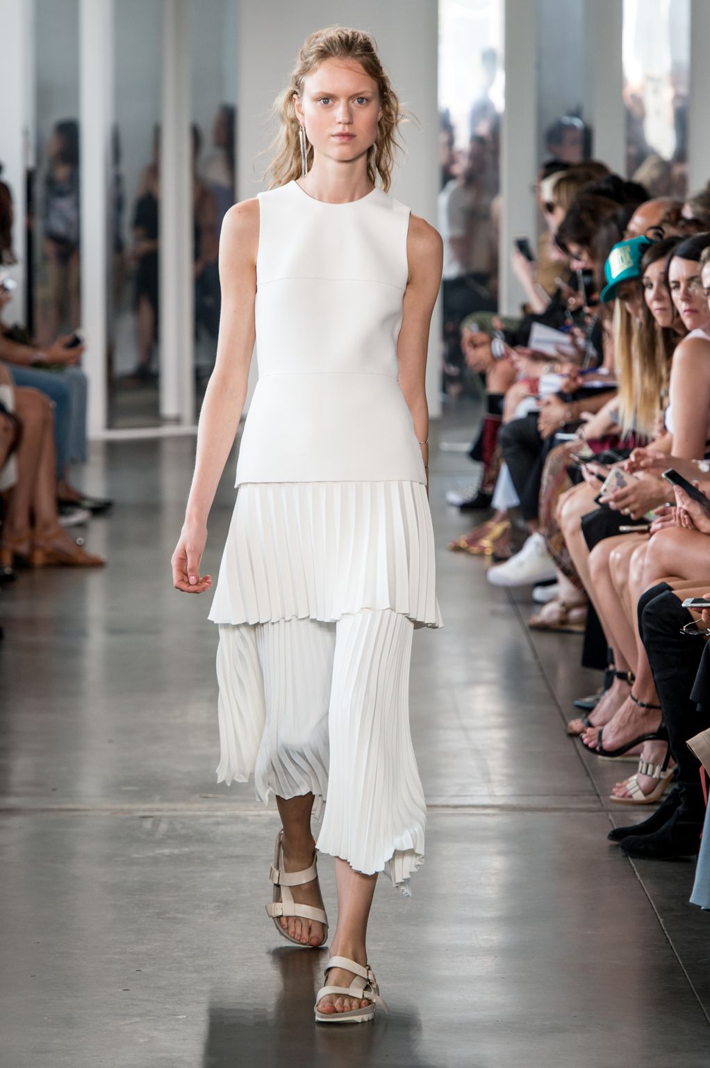 Fashion Week New York Spring/Summer 2017 look 21 from the Dion Lee collection womenswear
