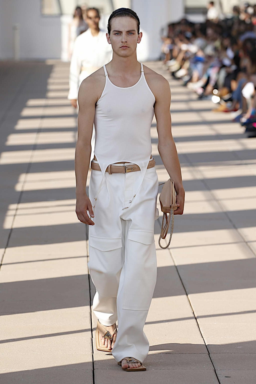 Fashion Week New York Spring/Summer 2020 look 2 from the Dion Lee collection 女装