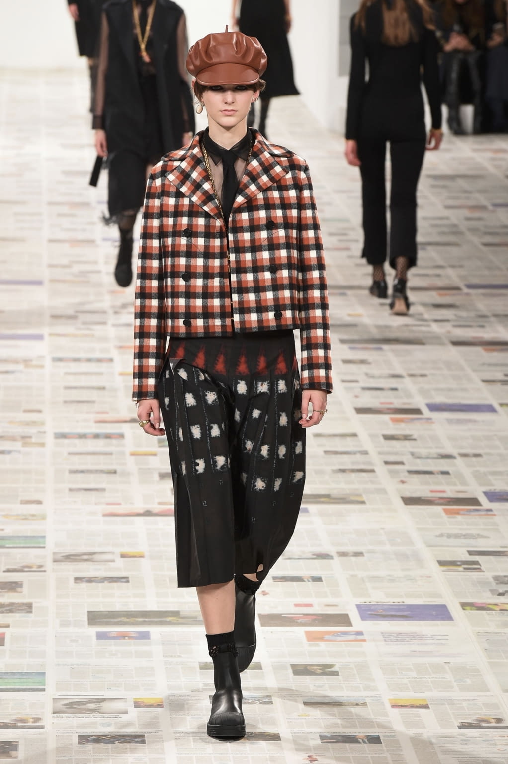 Fashion Week Paris Fall/Winter 2020 look 13 de la collection Christian Dior womenswear