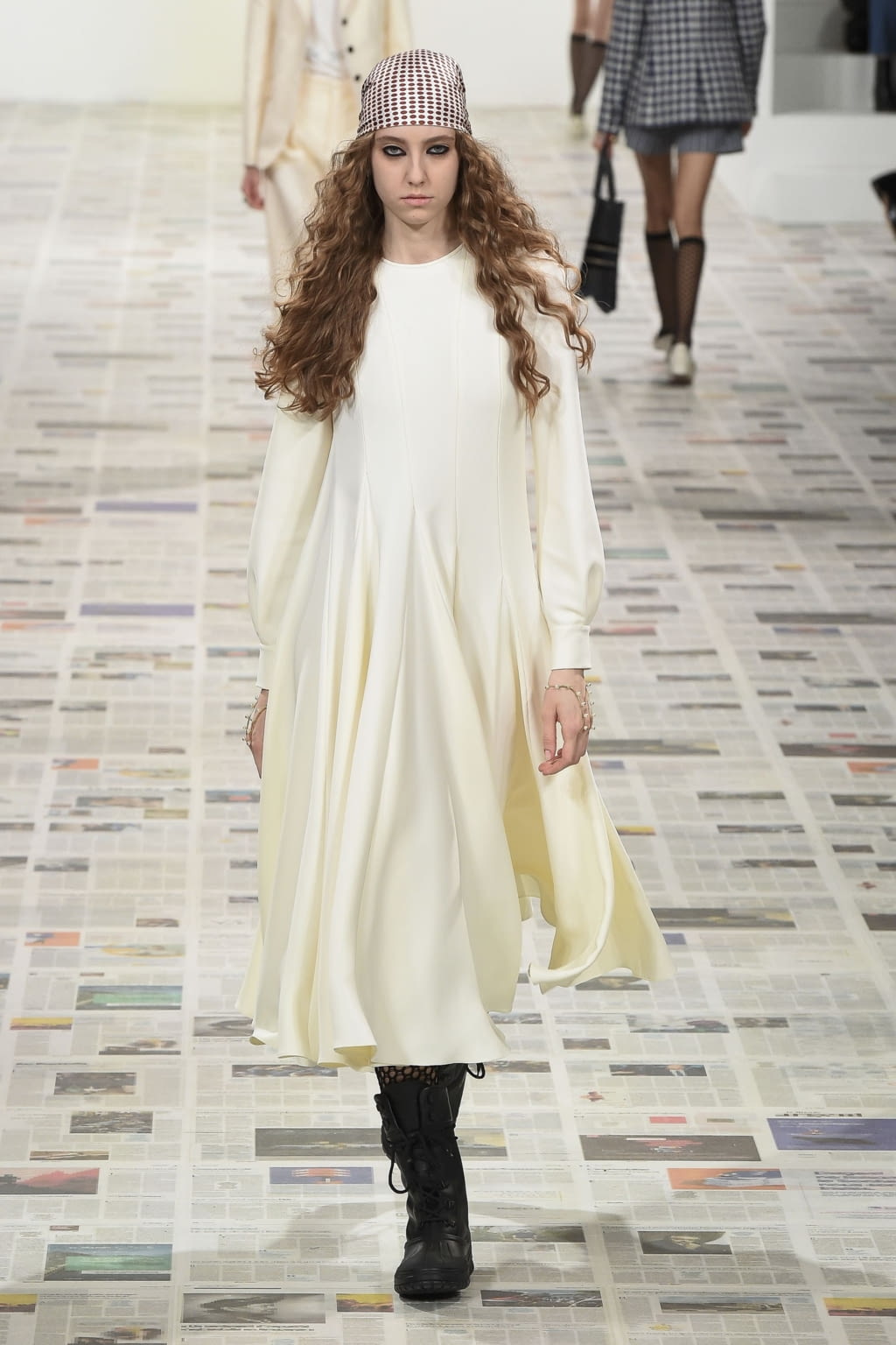 Fashion Week Paris Fall/Winter 2020 look 40 de la collection Christian Dior womenswear