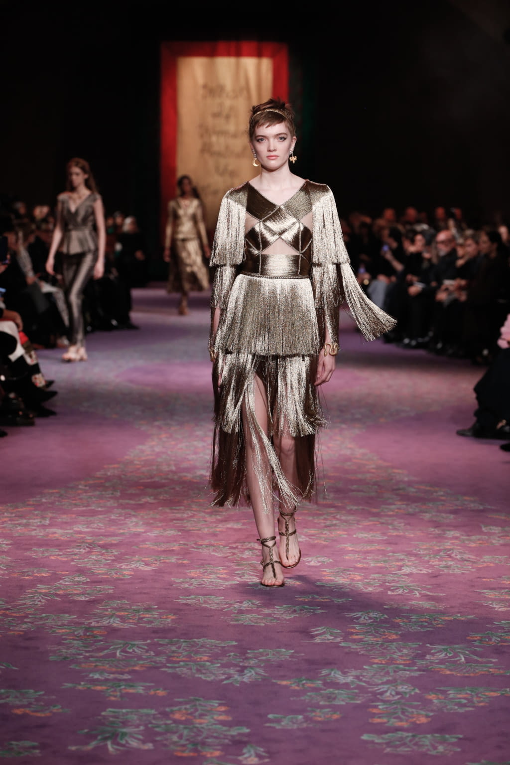 Fashion Week Paris Spring/Summer 2020 look 1 de la collection Christian Dior couture
