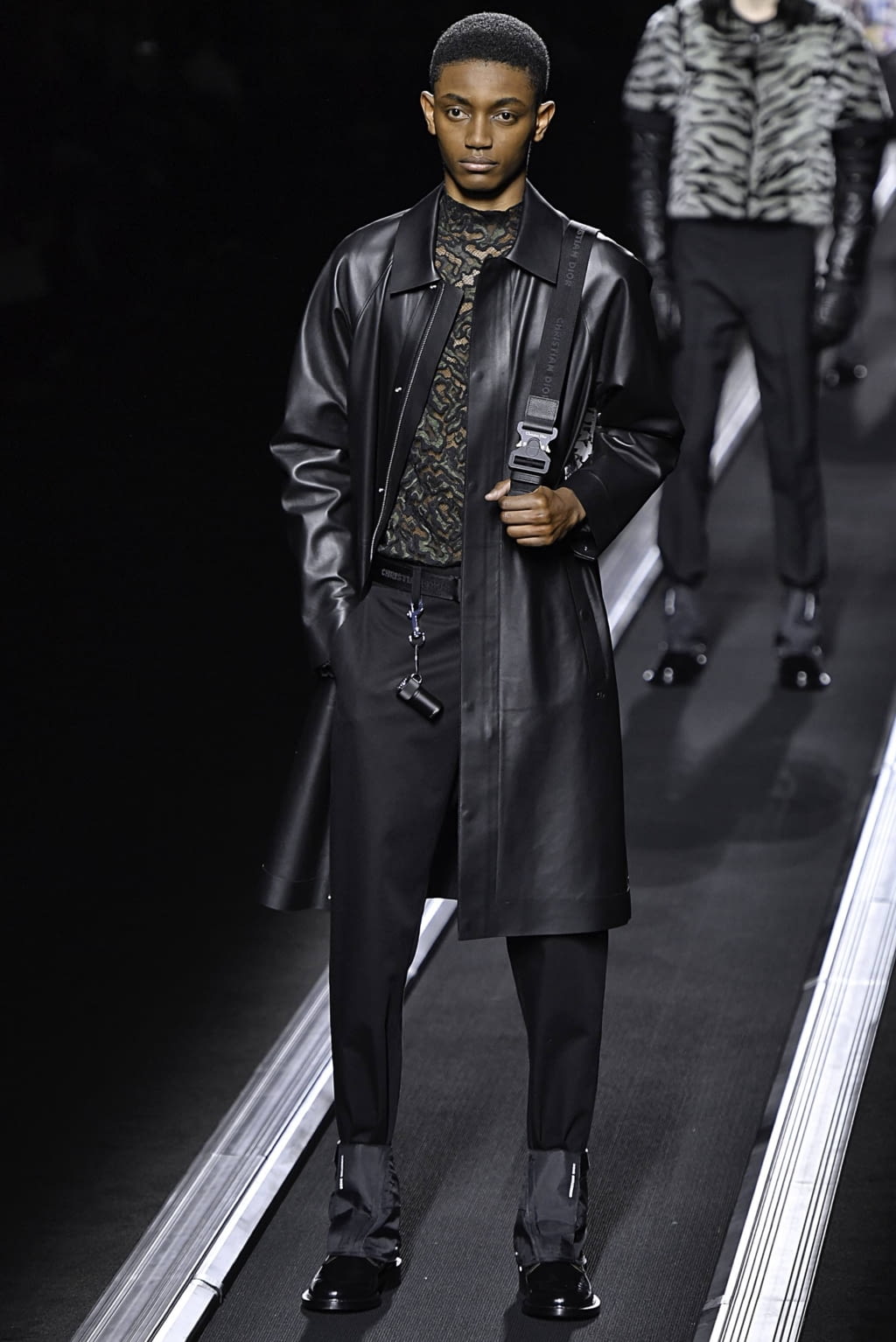 Fashion Week Paris Fall/Winter 2019 look 20 from the Dior Men collection menswear