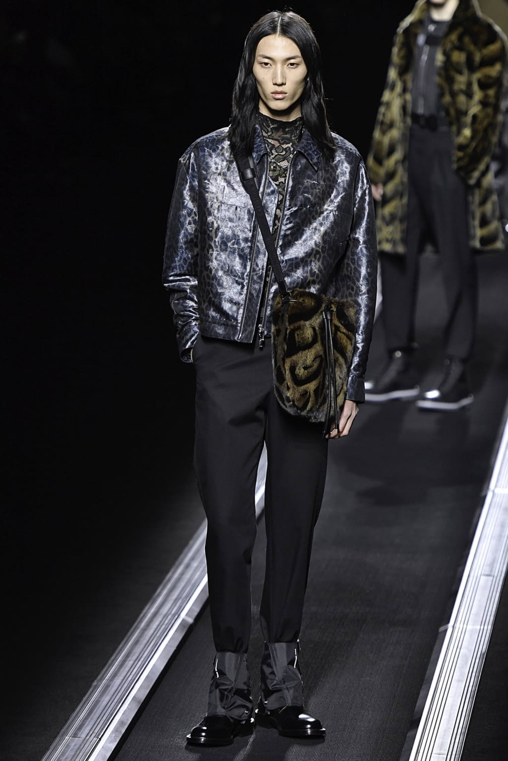 Fashion Week Paris Fall/Winter 2019 look 26 de la collection Dior Men menswear
