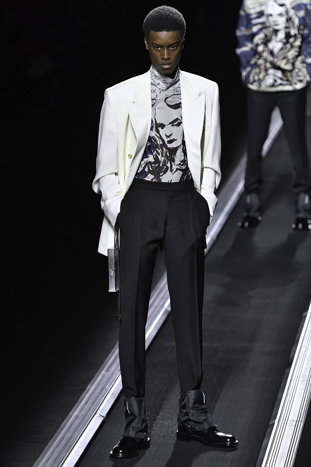 Fashion Week Paris Fall/Winter 2019 look 48 from the Dior Men collection 男装