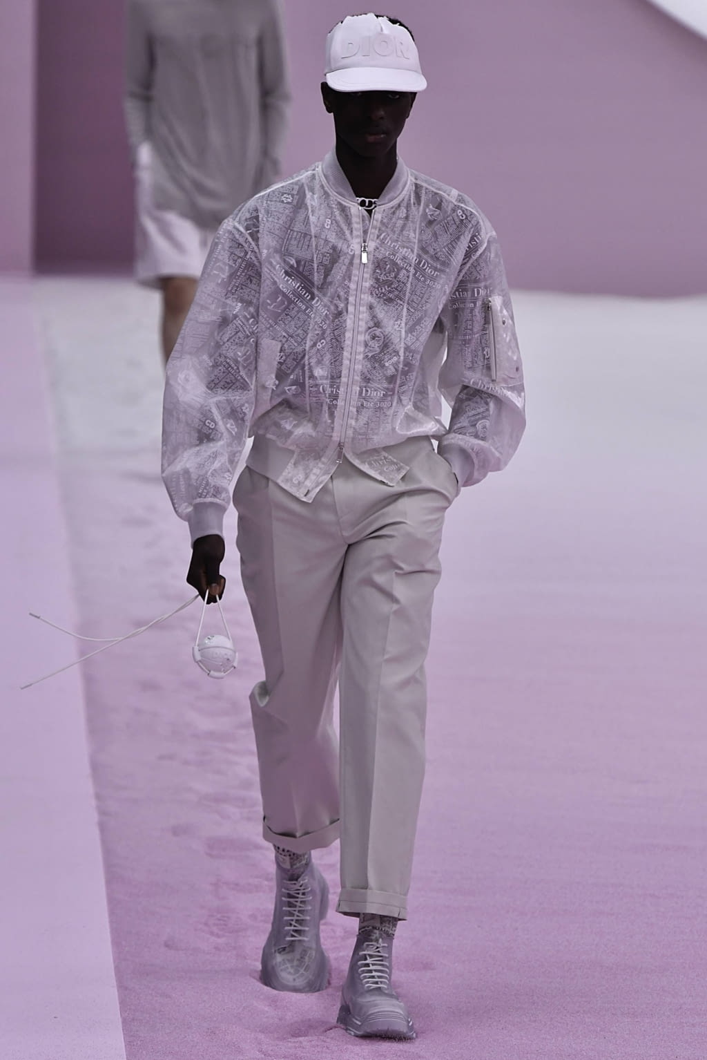 Fashion Week Paris Spring/Summer 2020 look 15 de la collection Dior Men menswear