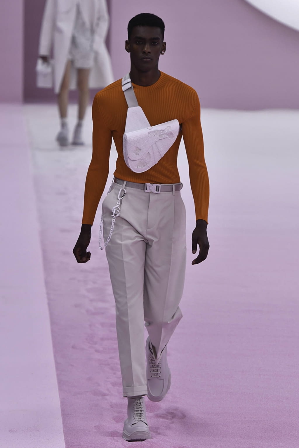 Fashion Week Paris Spring/Summer 2020 look 19 from the Dior Men collection menswear