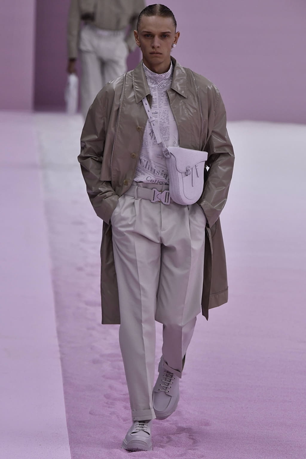 Fashion Week Paris Spring/Summer 2020 look 28 from the Dior Men collection 男装