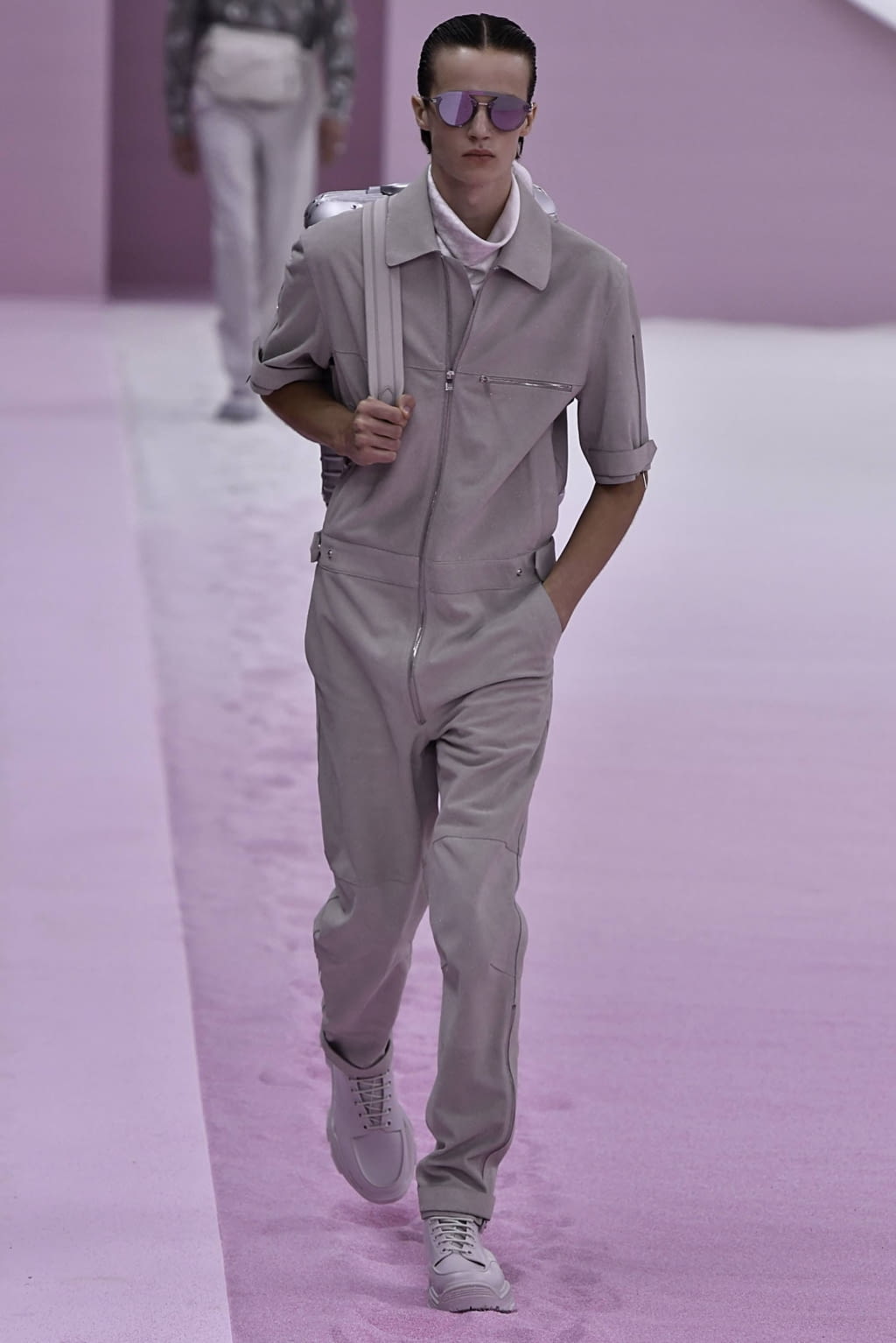 Fashion Week Paris Spring/Summer 2020 look 36 from the Dior Men collection menswear