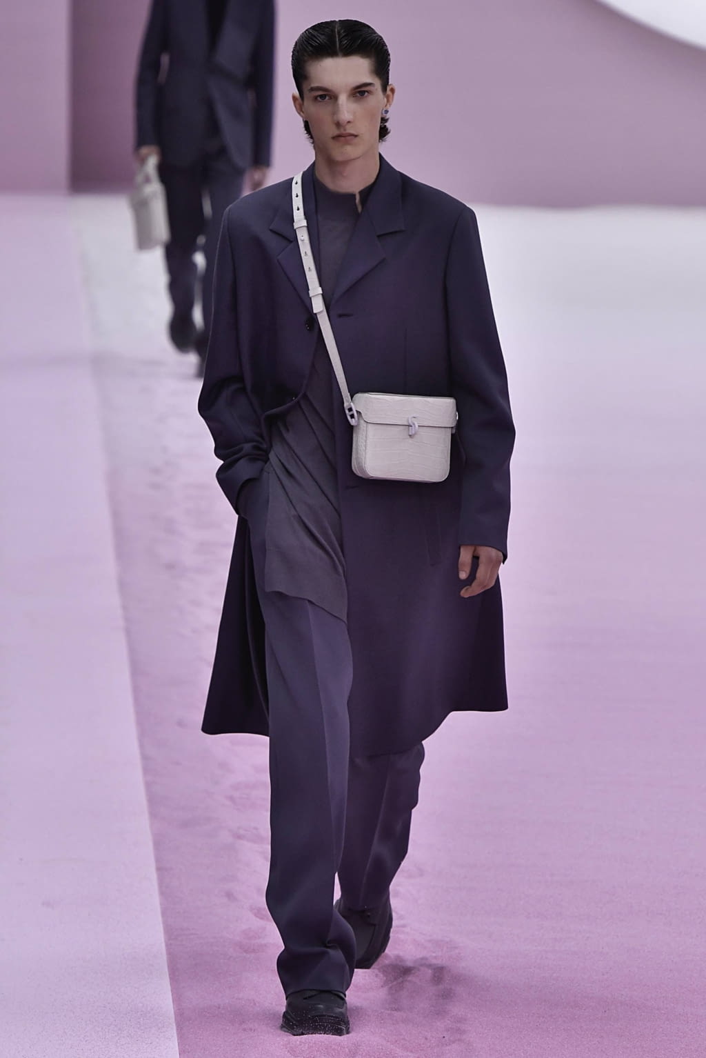 Fashion Week Paris Spring/Summer 2020 look 42 from the Dior Men collection menswear