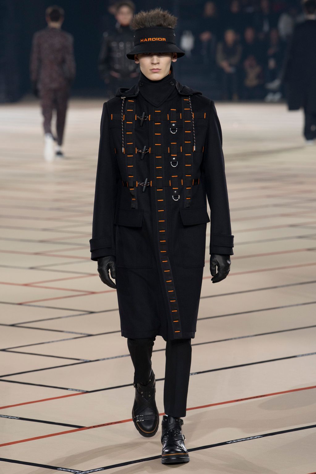 Fashion Week Paris Fall/Winter 2017 look 36 from the Dior Homme collection menswear